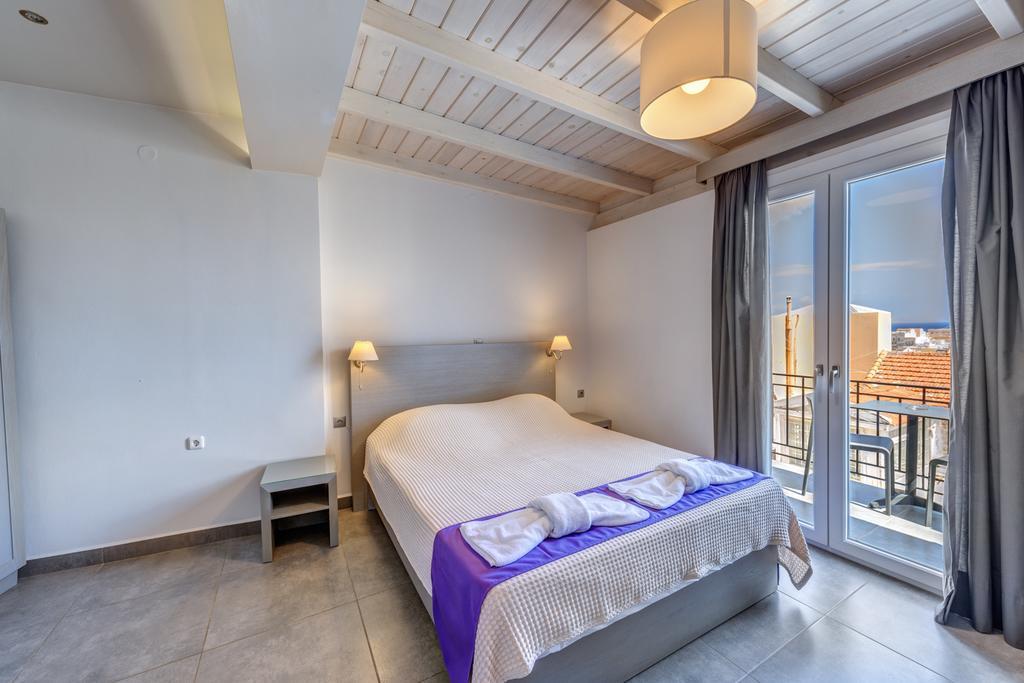 Ethrion Hotel Ermoupoli Buitenkant foto